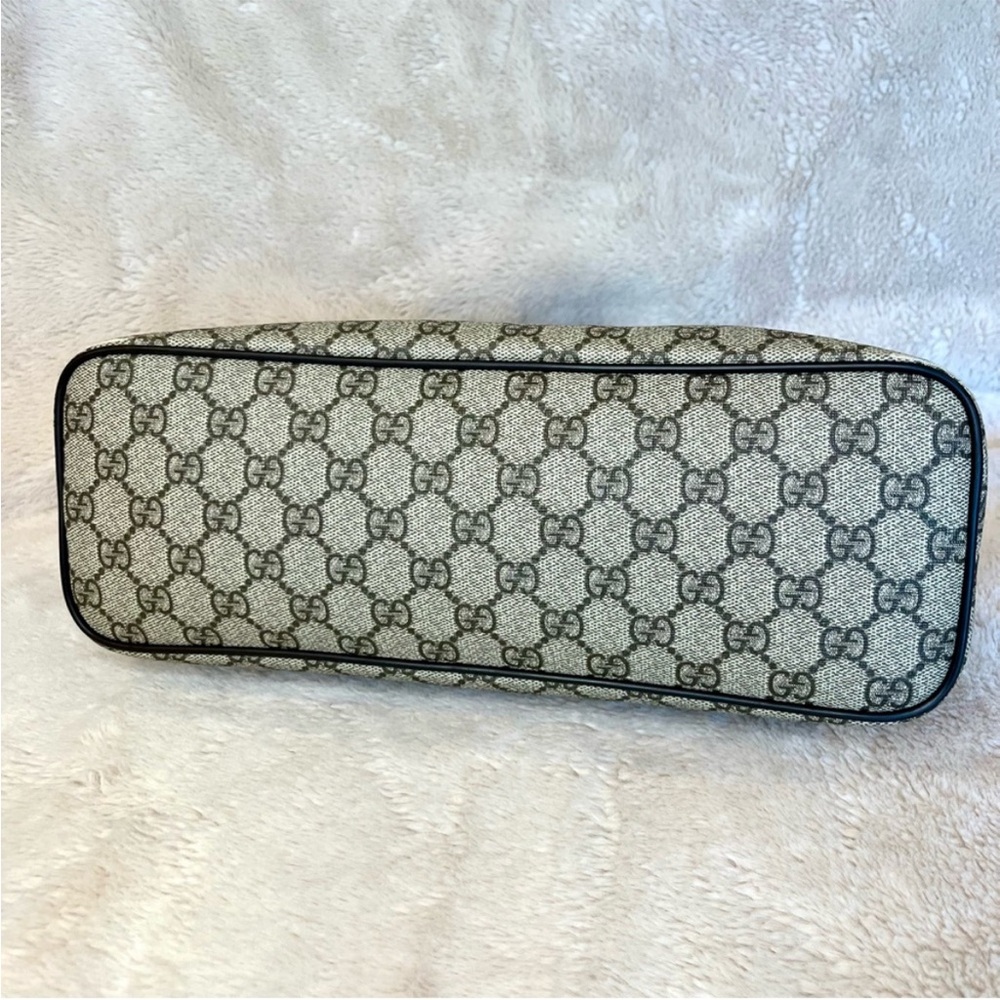 Gucci Monogram Supreme Coated Canvas Convertible Zip Tote - Picture 5 of 17